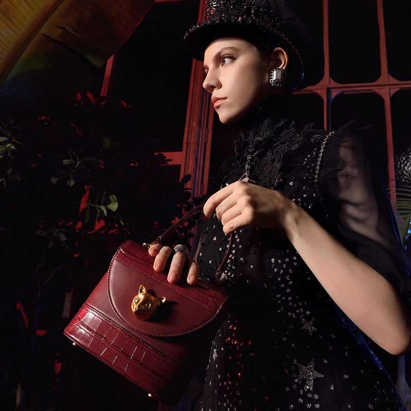 BAFELLI burgundy bag with a cat detail