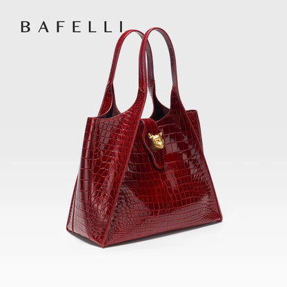 New 2025 Light Luxury Crocodile Pattern Genuine Leather Women's Messenger Bag Commuter Versatile Large Capacity Handbag
