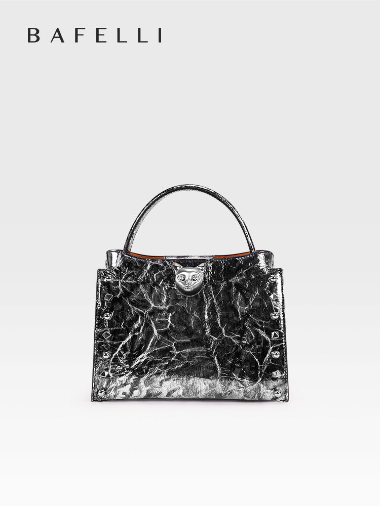Obsidian top-grain cowhide leather Shoulder Bag with Chain Strap, perfect for everyday styling — BA-2410P0959-01_01_main.jpg