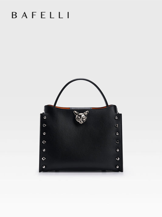Midnight Black top-grain cowhide leather Shoulder Bag with Chain Strap, perfect for everyday styling — BA-2410P0959-02_01_main.jpg